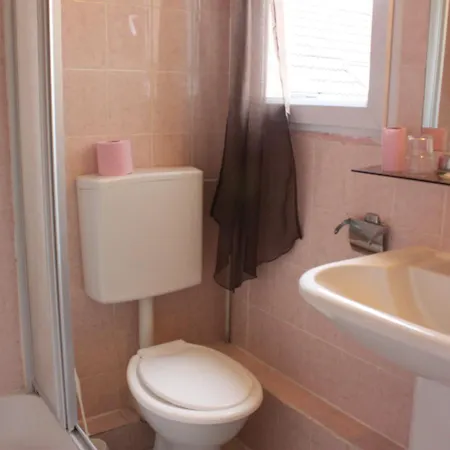 엑셀시어 호텔 2*