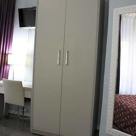 Hotel Excelsior Paris