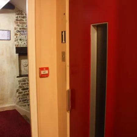 Hotell Excelsior 2*