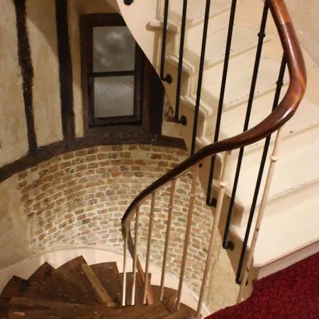 فندق Excelsior 2*