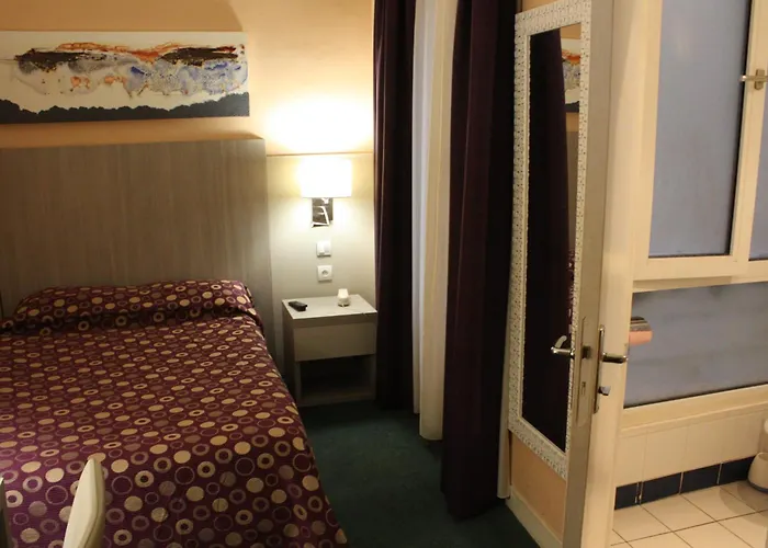 艾克塞西尔酒店 2* 巴黎